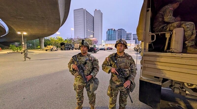 La Casa Blanca ordena enviar 2.000 agentes ante violentas protestas por redadas migratorias; el gobernador Newsom critica la intervención federal.