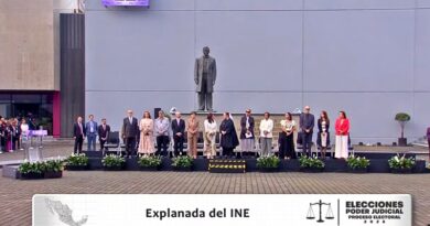 La presidenta exhorta a los ciudadanos a decidir este 2 de junio quiénes conformarán un Poder Judicial honesto y sin privilegios; rechaza versiones de imposición.
