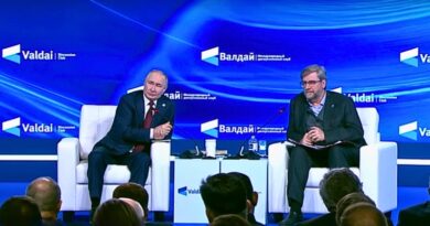 El mandatario defendió la permanencia histórica de Rusia y advirtió a quienes busquen “medir fuerzas” con su país durante el XXII Foro Internacional de Discusiones Valdái.