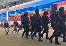 China integra oficiales, perros K9 y robots humanoides y cuadrúpedos en operaciones coordinadas, mostrando un avance estratégico en seguridad pública.