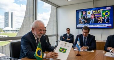 La denuncia ante la Justicia Electoral brasileña cuestiona la naturaleza del viaje del mandatario argentino y el posible uso de fondos públicos para actividades partidarias en territorio vecino.